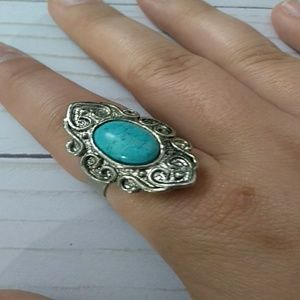 B3G1 turquoise stone ring